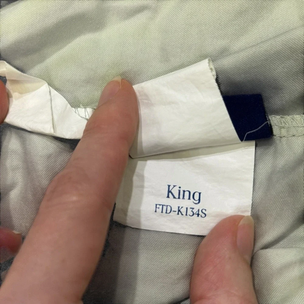 Brooklinen King Fitted Sheet 100% Cotton Percale Sage Green FTD-K134S